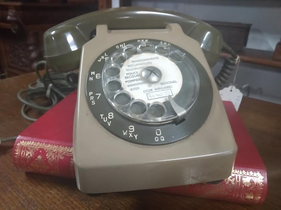 TELEFONO CON DOBLE AURICULAR - J-8/6199 - PORTE GRATIS A LA PENINSULA
